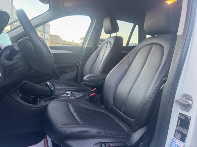 BMW X1 18D 150 CV LUXURY AUTO FULL IVA - Foto 8