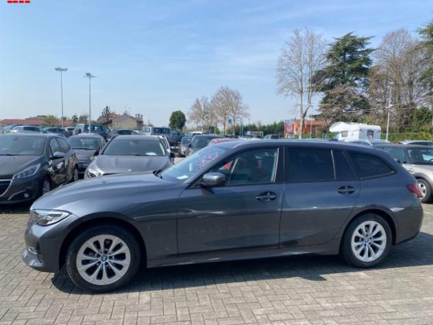 BMW 318 d Touring Business Advantage aut. rif. 23877735 - Foto 2