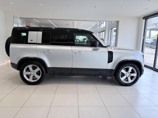 Land Rover Defender 2.0 SD4 240 110 First Edition AWD auto 7 POSTI - Foto 4