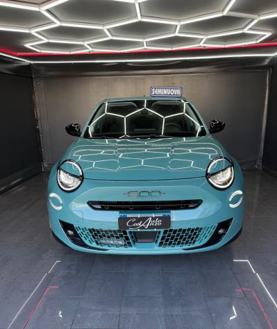 Fiat 600 1.2 Hybrid 145 CV DCT MHEV La Prima - Foto 4