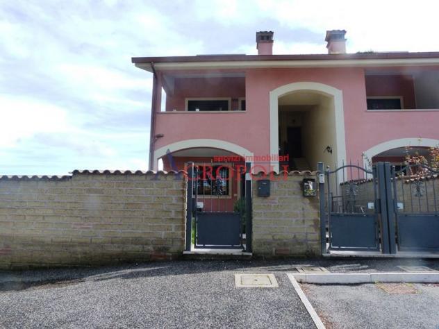 ANGUILLARA SABAZIA, LOCALITA’ POGGIO DEI PINI, APPARTAMENTO INDIPENDENTE CON AMPIO GIARDINO - Foto 13