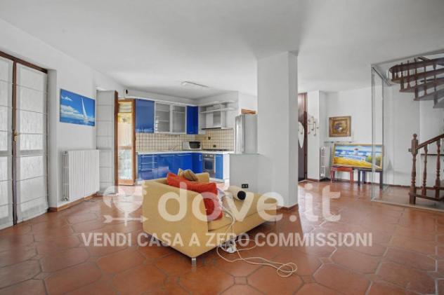 Appartamento di 162 m² con 4 locali e box auto in vendita a Gavirate - Foto 12