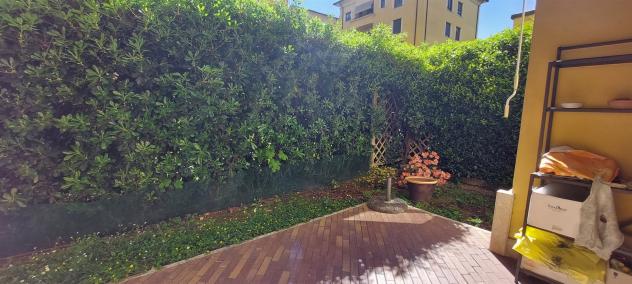 MONZA - Ampio trilocale in affitto con giardino e taverna - Foto 5