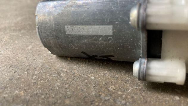 Motorino alzacristallo anteriore SX Ford Fiesta 7 del 2020 (A75654-111) - Foto 4