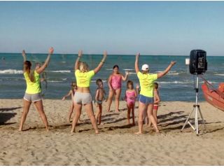 RICERCHIAMO ANIMATORI PER FITNESS E BALLI DI GRUPPO