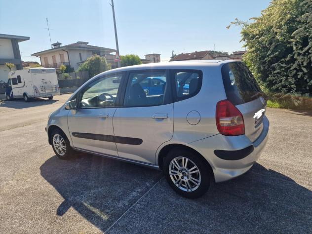 HONDA JAZZ 1.4 i-DSI AUTOMATICA 2006 BENZINA - Foto 2