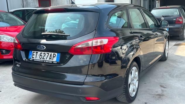 Ford Focus 1.6 TDCi 115 CV SW Business - Foto 4