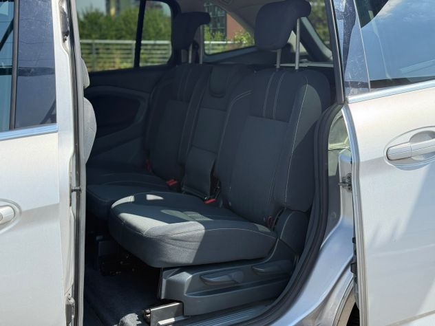 Ford C-Max anno 2011 - Foto 10