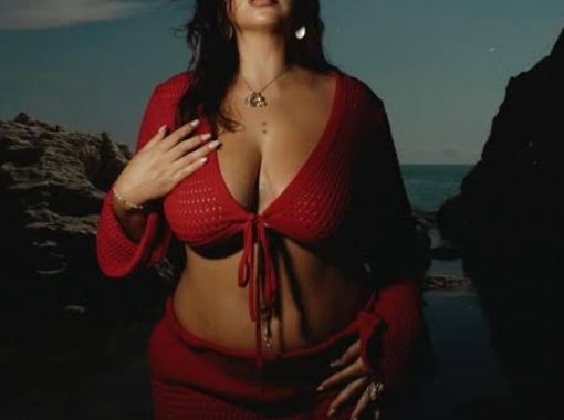 MASSAGGIO TANTRA LECCE OPERATRICE CURVY ITALIANA ELEGANTE BIANCA - Foto 2 Tel:3514526295