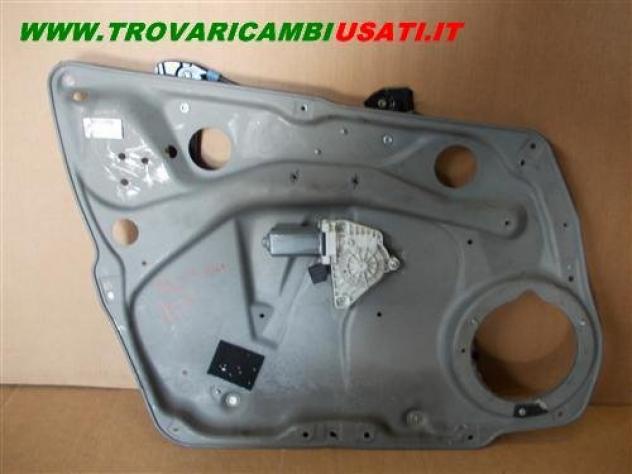 ALZACRIS ELE ANT.S. 5 FILI pannello M.B. Cl A (W169)  Carrozzeria  Lamierati esterni  Porte  Alzacristallo por MERCEDES - Classe A - 01-10-2004 - 01-0
