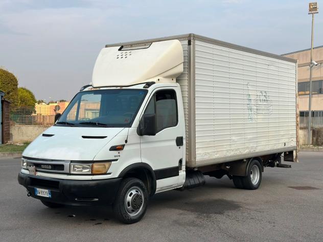 Iveco Daily 35C9/Bar.tor.2.8 TDI PC-RG Cab. - Foto 9