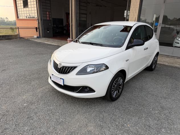 Lancia Ypsilon 1.0 5 porte Hybrid Gold - Foto 9