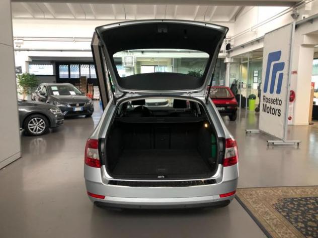 SKODA Octavia 1.6TDI DSG 116CV SW EXECUTIVE rif. 24013610 - Foto 8