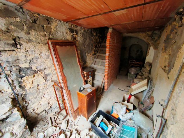 PI23 A Bajardo casa nel centro storico da ristrutturare - Foto 7