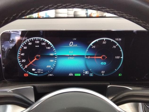 Mercedes-Benz EQB - X243 2021 - 300 Sport Plus 4matic Tech Edition - Foto 9