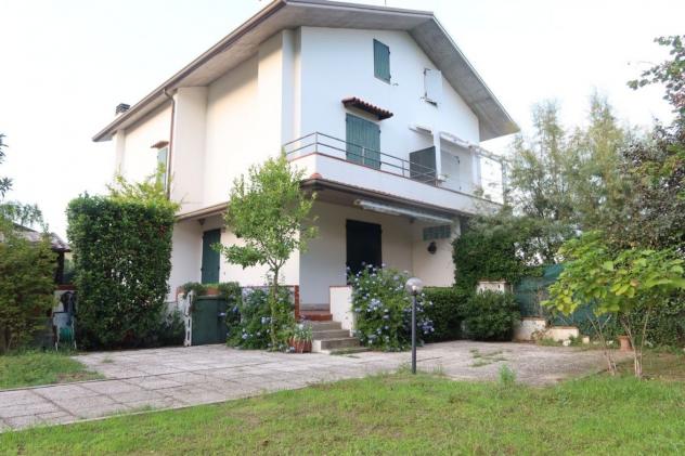 Villetta bifamiliare in vendita a Cervia, Pinarella