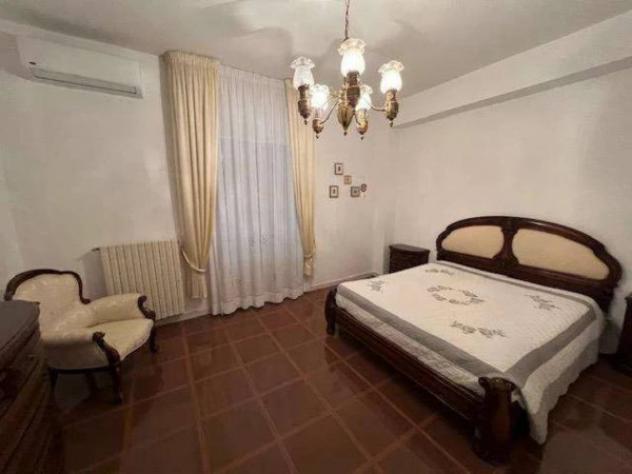 Immobile in asta di 254 m² con più di 5 locali e box auto doppio in vendita a Montecalvo Irpino - Foto 7