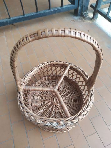 Cestini in vimini per confezioni regalo