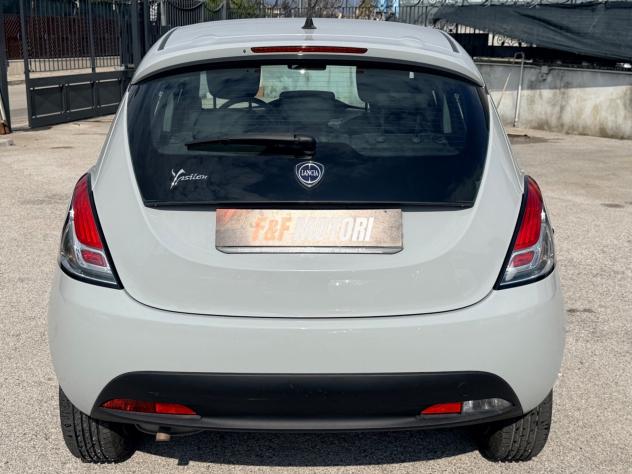 Lancia Ypsilon 1.2 69 CV 5 porte GPL Ecochic Elefantino Blu - Foto 5