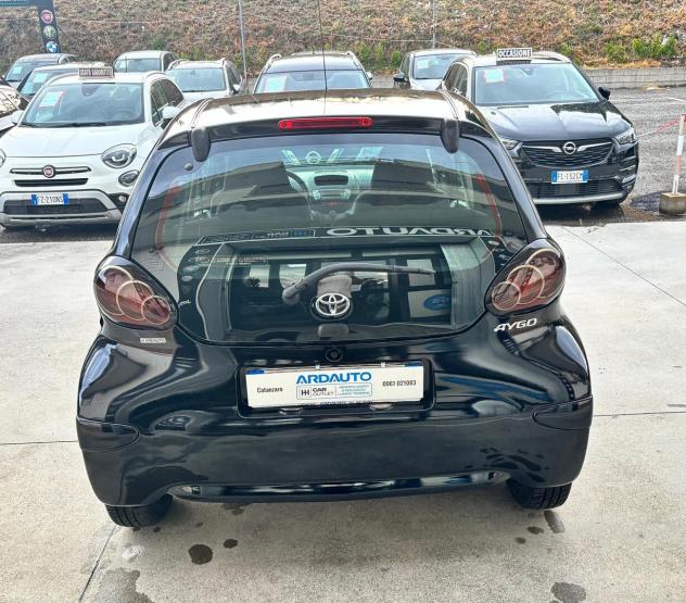 Toyota Aygo 1.0 Vvt-i 5 porte 69 cv Clima - Foto 10