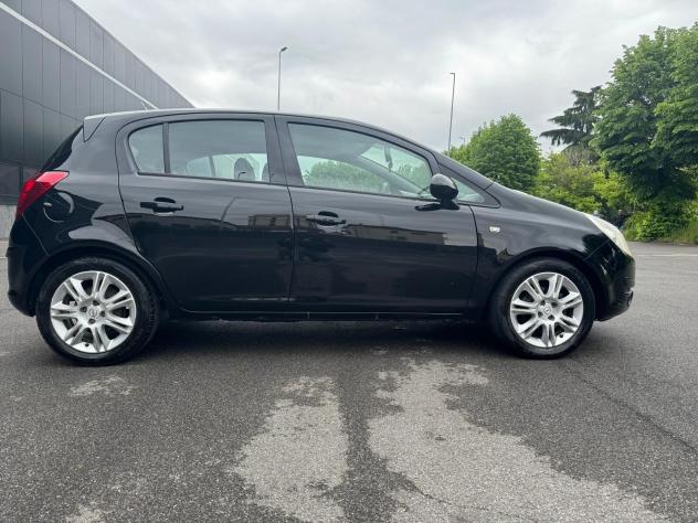 Opel Corsa 1.2 5 porte Cosmo - Foto 5