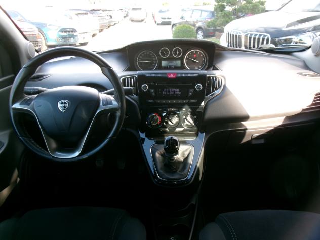 Lancia Ypsilon Ypsilon 1.2 8v Gold c/CL ecochic Gpl 69cv - Foto 10