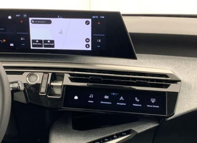 PEUGEOT 5008 Hybrid 145 e-DCS6 Allure + Pack Navi rif. 24140108 - Foto 7
