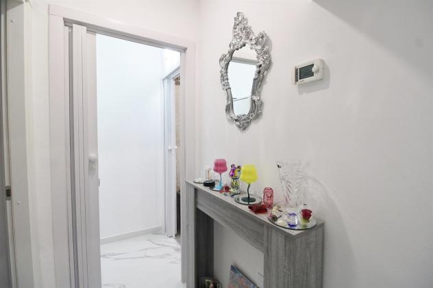 Porzione di corte di 3 locali e servizi - Foto 17