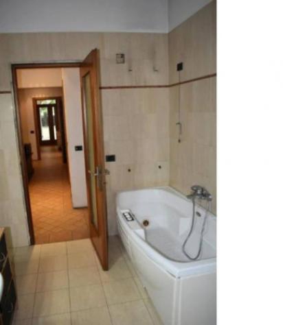 Immobile in asta di 641 m² con più di 5 locali e box auto doppio in vendita a Suno - Foto 18