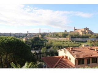 AFFITTASI CAMERA SINGOLA ZONA RAVACCIANO SIENA