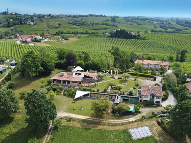 VILLA di 7 vani e di 1600 mq (CONEGLIANO) rif. MM2121 - Foto 2