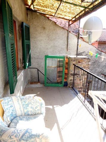 M 411- Porzione di fabbricato in pietra in borgo medioevale residenziale - Foto 10