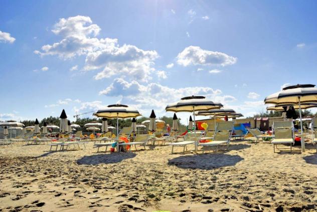 Villa a schiera in Vendita in zona LIDO ADRIANO