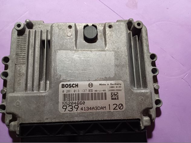 0281013137 BOSCH 55204660 CENTRALINA MOTORE ECU ALFA ROMEO 159 939 1.9 JTDM 88KW