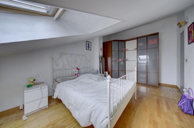vendo armadio angolare camera da letto