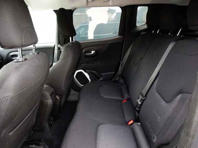 Jeep Renegade 1.6 Mjt 120 CV Longitude - Foto 8