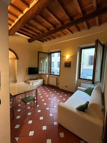 APPARTAMENTO di 2 vani e di 40 mq (FIRENZE) rif. A26/214