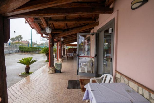 Immobile di 565 m² con più di 5 locali in vendita a Latina - Foto 10