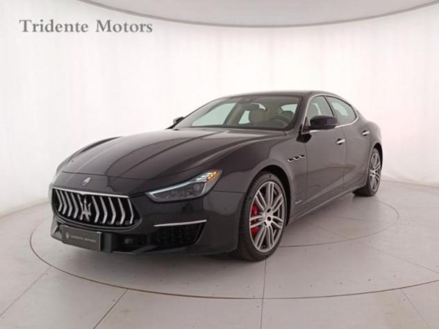 MASERATI Ghibli 3.0 V6 ds Granlusso 275cv auto my19 rif. 21108238