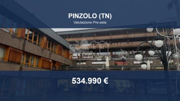 Immobile in asta di 35 m², box auto in vendita a Pinzolo