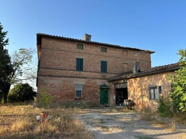 Stabile/Palazzo in vendita a Siena 1500 mq Rif: 1429000
