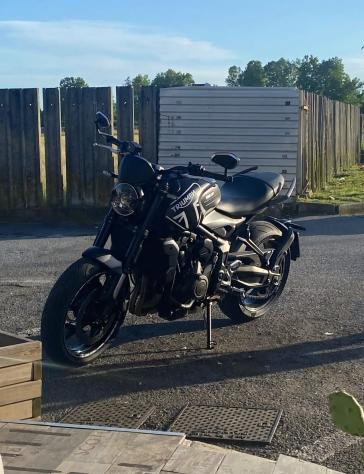 Triumph Trident 660 null