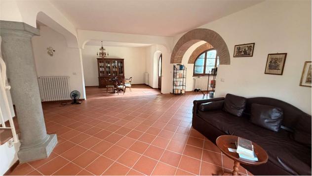 VBF PORC 16 - VILLA ANGOLARE DI GENEROSA METRATURA LIBERA SU TRE LATI CON GIARDINO E POSTI AUTO - Foto 7