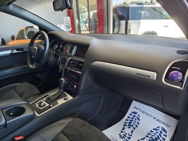 Audi Q7 3.0 TDI 240 CV quattro S-LINE GANCIO TRAINO UNIPRO - Foto 10