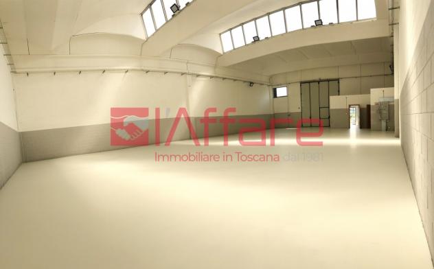 Capannone commerciale in affitto a Montecatini-Terme 400 mq Rif: 899337
