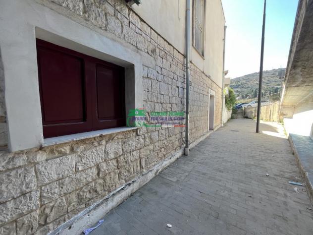 Vendesi Deposito/Magazzino in centro storico di Scicli - Foto 3