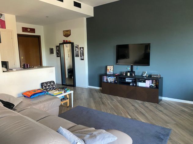 APPARTAMENTO SIGNORILE - ZONA VERDE A POCHI PASSI DAL CENTRO STORICO - Foto 2