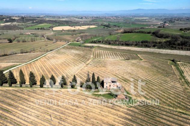 Rustico / Casale di 338 m² con 4 locali in vendita a Montepulciano - Foto 15