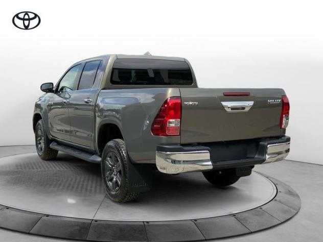 Toyota Hilux 4ª serie 2.8 D-4D A/T 4WD 48V 4 porte Double Cab Lounge - Foto 4