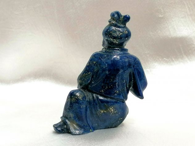 BELLISSIMA ANTICA PICCOLA SCULTURA IN AUTENTICO LAPISLAZZULO, CINA, INIZIO 1900. - Foto 4